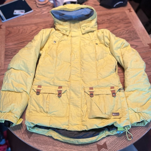 Women's Oakley Snowboarding Jacket Size M - Picture 5 of 9